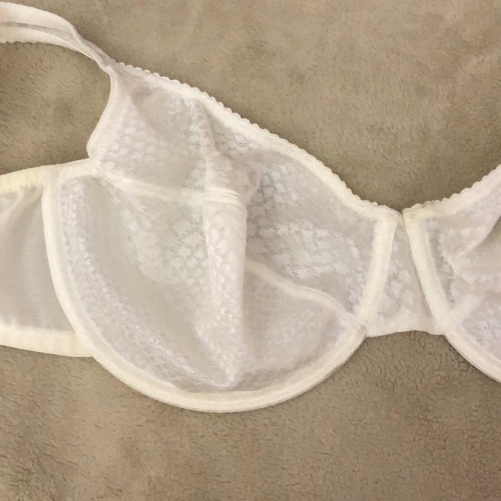 M&S Underwired 2 pack bra - Picture 3 of 7